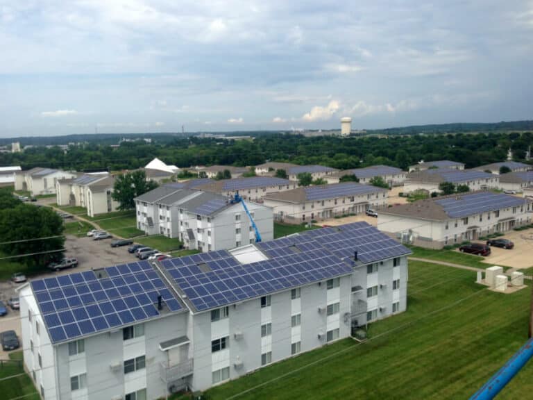 Kirkwood Courts Apartments: Hassle-Free Alternative Energy with a Multi-Tenant Solar System